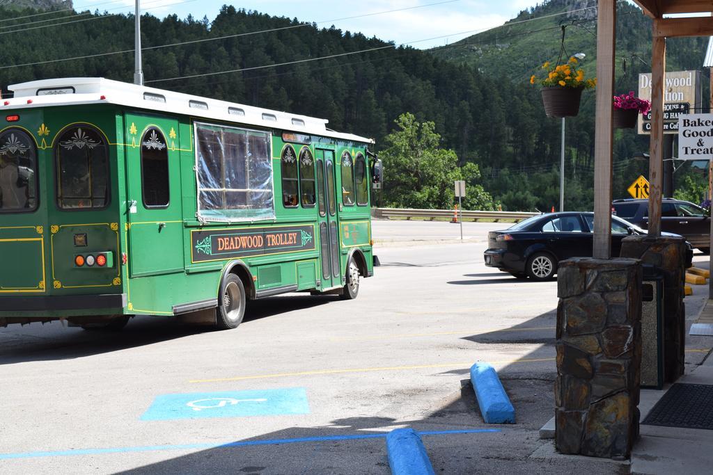 Deadwood Station Bunkhouse And Gambling Hall Motel Exterior foto